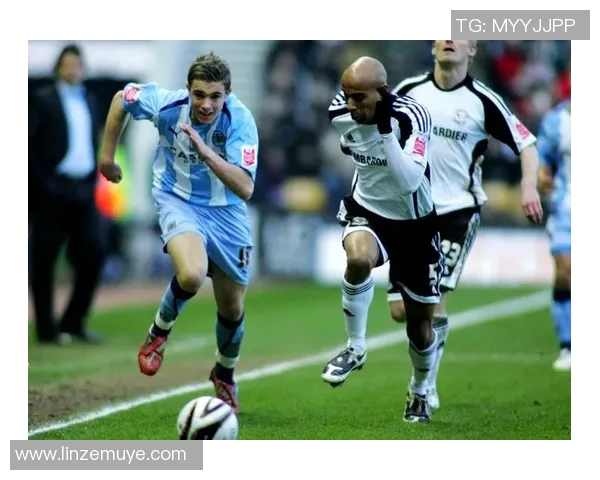 现役15号球衣足球明星的传奇之路与场上风采解析